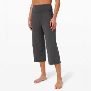 Lululemon Align Wide Leg Super-High-Rise Crop *23"Graphite Grey- NEVER WORN